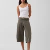 Culotte-broek met middelhoge taille en riem