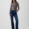 Jeans met middelhoge taille en relaxte flare