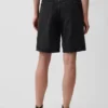 11" denimkorte broek met middelhoge taille en lang model