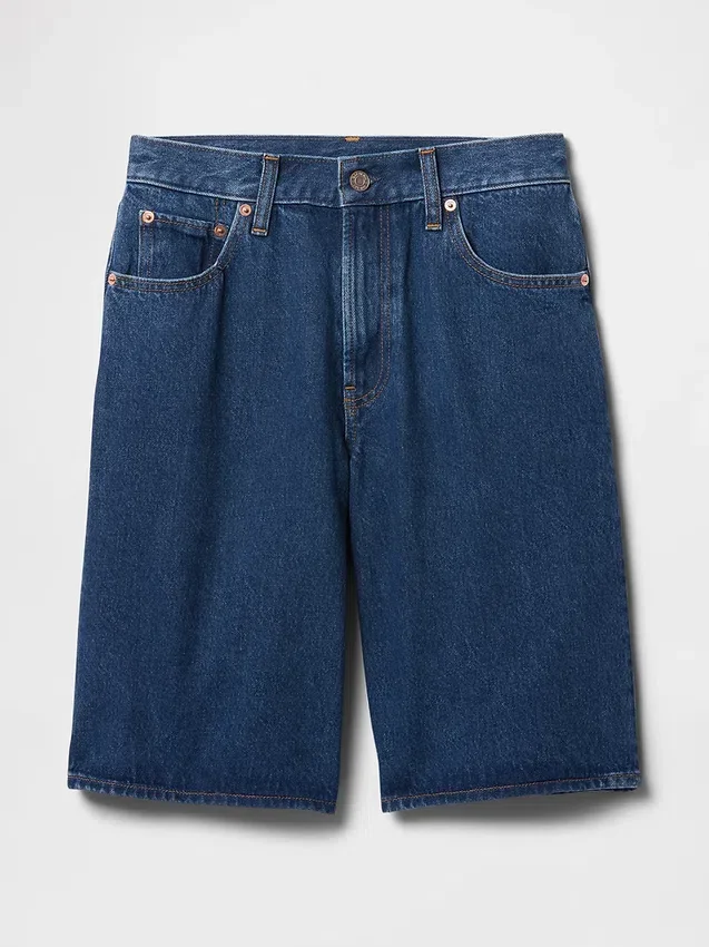 11" denimkorte broek met middelhoge taille en lang model