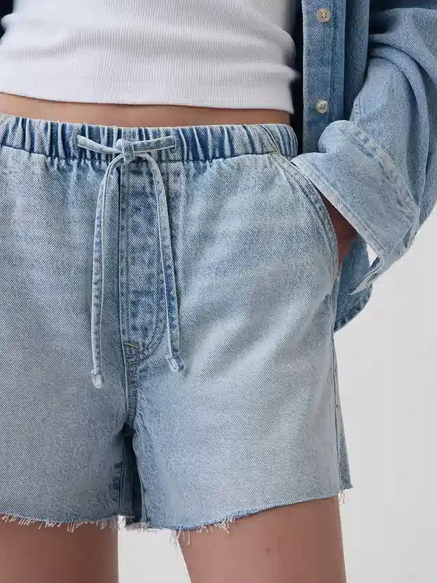 3,5” ultrazachte, laaghangende, comfortabele denimkorte broek