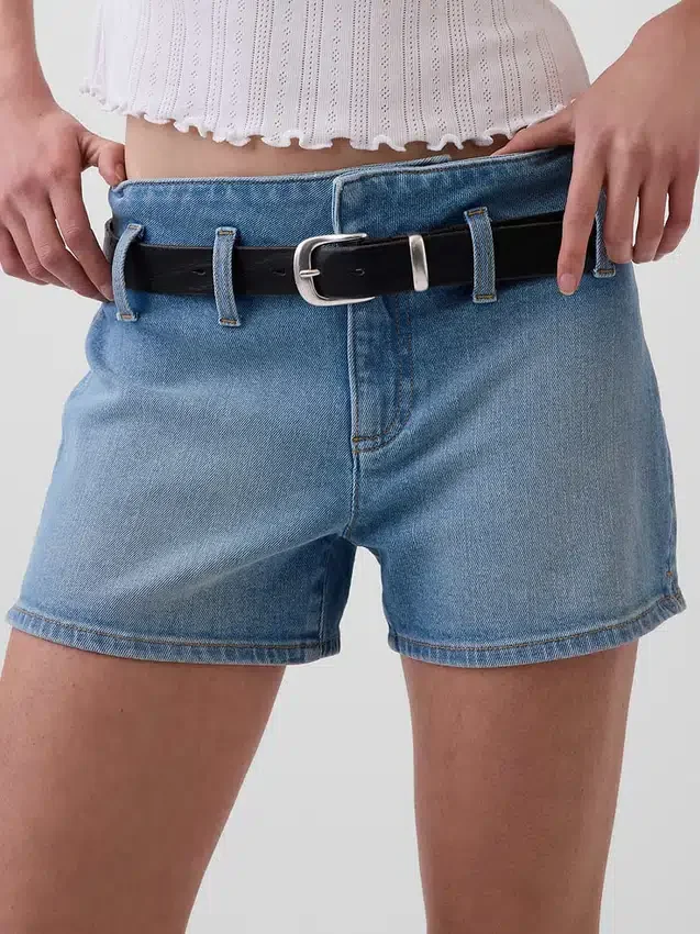3" denimkorte broek met lage taille