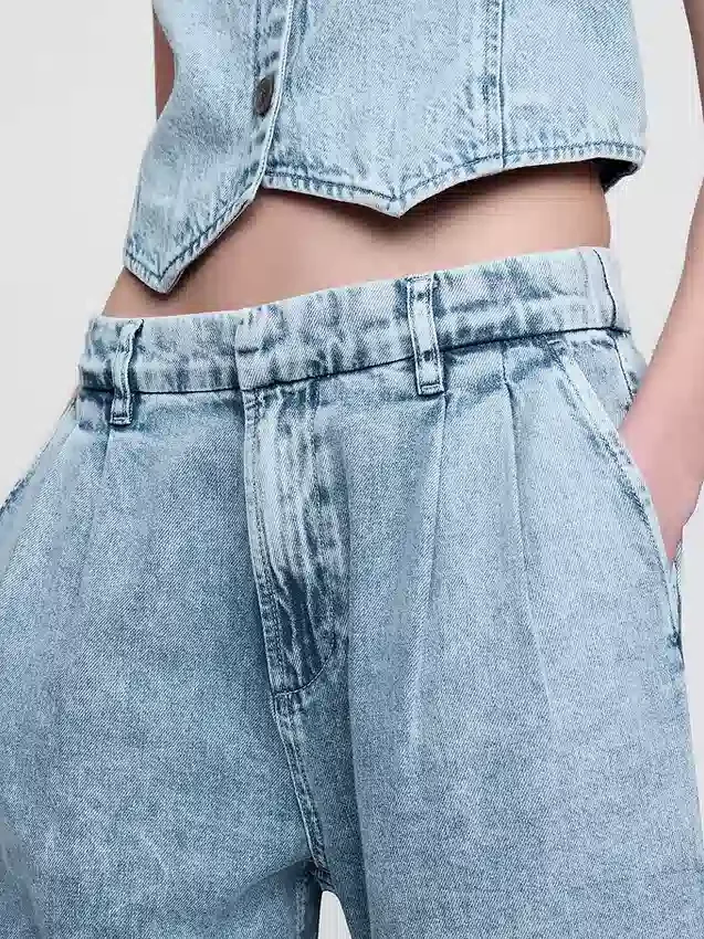 365 High Rise ultrazachte denim broek met plooien tot aan de enkels