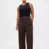 365 Lage taille, geborstelde twill plooibroek
