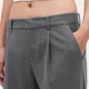 365 Lage taille, geborstelde twill plooibroek