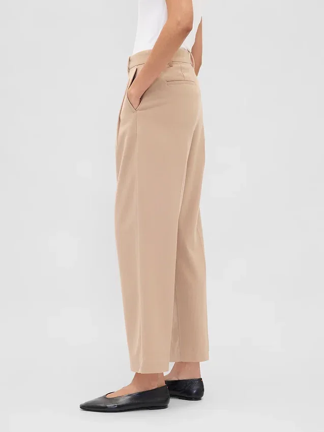 365 Tapered enkellange broek van geborsteld twill met hoge taille
