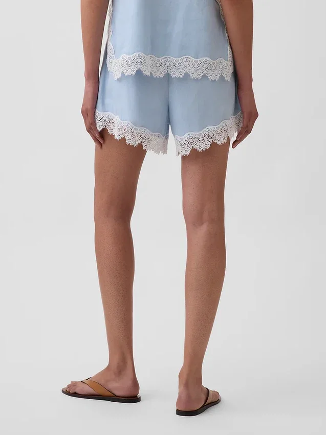 4" mid-rise korte broek van linnenmix met kanten rand