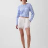 4" mid-rise korte broek van linnenmix met kanten rand