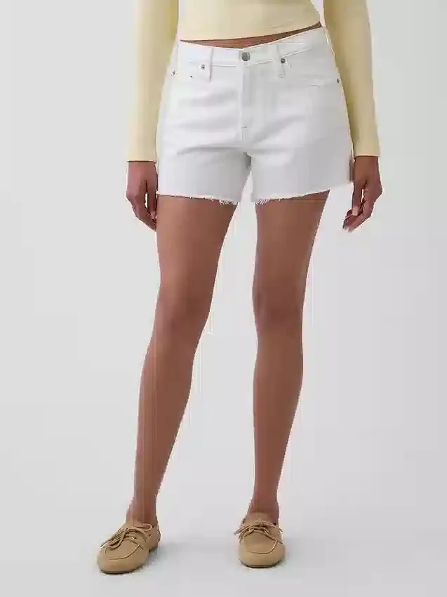 4" ultrazachte, relaxed zittende korte broeken met afgeknotte zoom