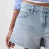 4" ultrazachte, relaxed zittende korte broeken met afgeknotte zoom