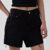 4" ultrazachte, relaxed zittende korte broeken met afgeknotte zoom