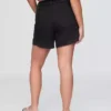 4" ultrazachte, relaxed zittende korte broeken met afgeknotte zoom