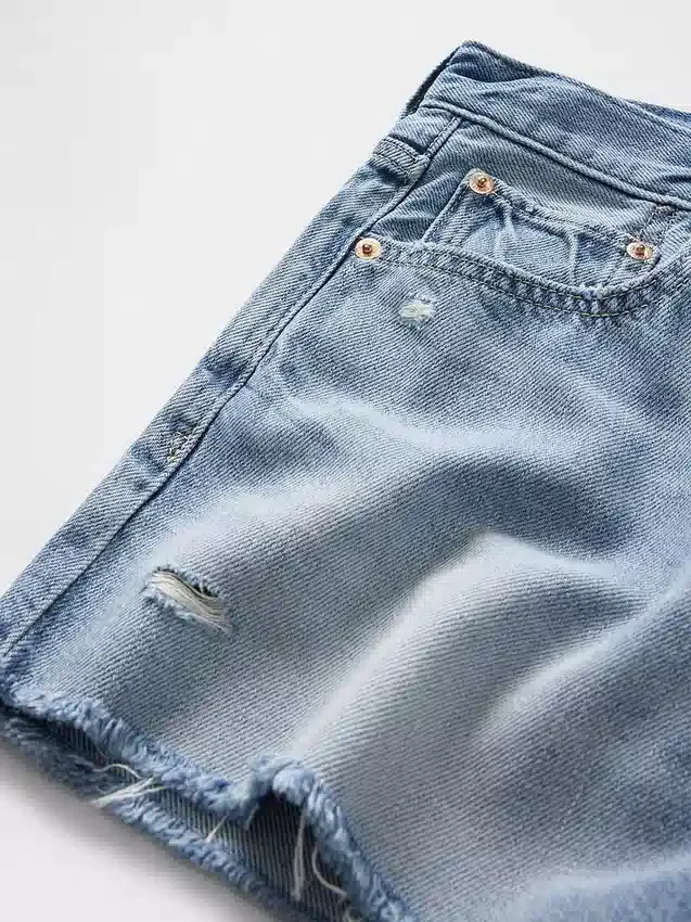 4" ultrazachte, relaxed zittende korte broeken met afgeknotte zoom