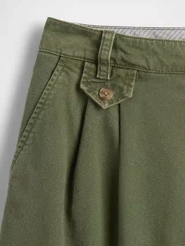 6" mid-rise twill geplooide korte broek