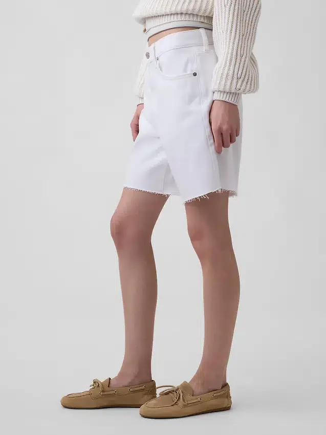 8" ultrazachte, loszittende korte broek met middelhoge taille