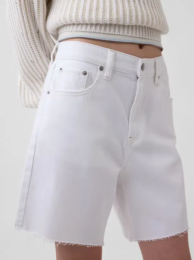 8" ultrazachte, loszittende korte broek met middelhoge taille