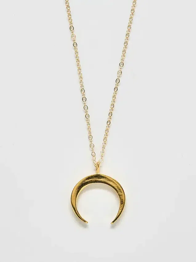 Admiral Row gouden halve maan ketting