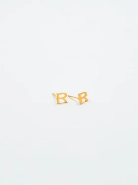 Admiral Row gouden initialenoorbellen