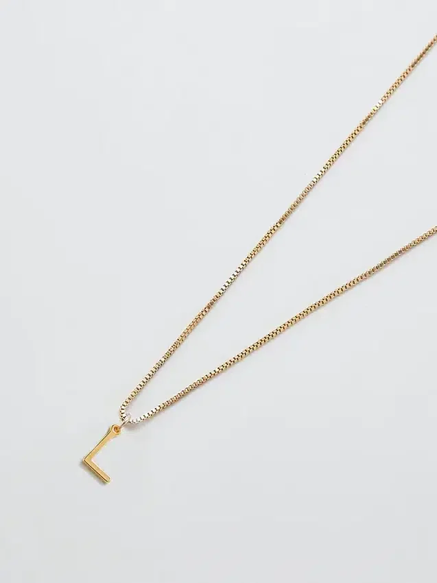 Admiral Row Gouden sierlijke ketting met initiaal