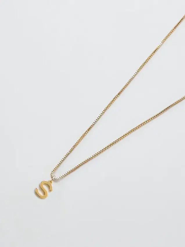 Admiral Row Gouden sierlijke ketting met initiaal