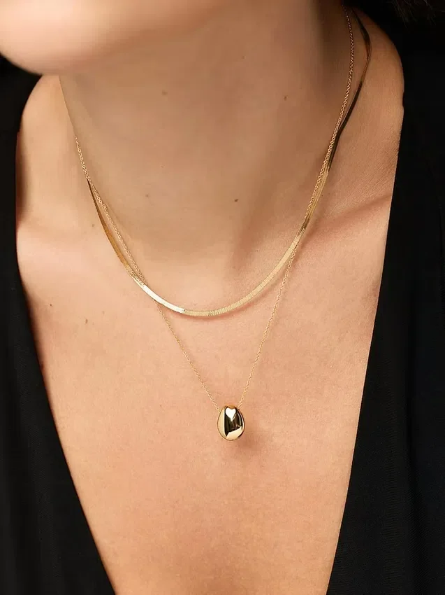 Ana Luisa gouden mini-kiezelsteenhanger