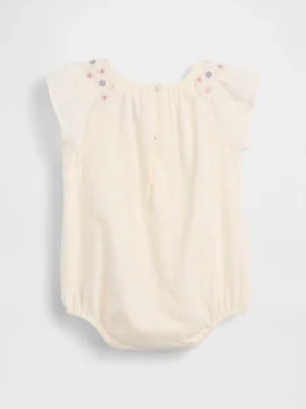 Baby-body met gesmokt bloemenpatroon
