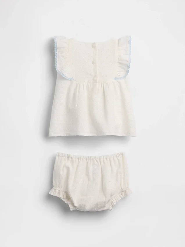 Baby-set met slabbetje met gaatjes