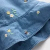 Baby-zonnehoed van geborduurd denim