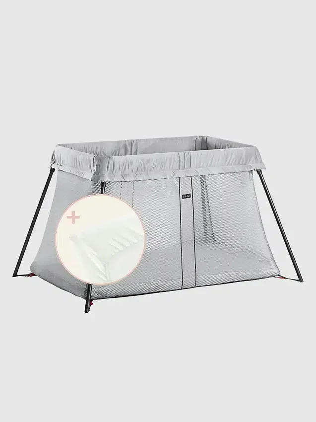 Babybjorn Reiswieg Light en hoeslaken bundel