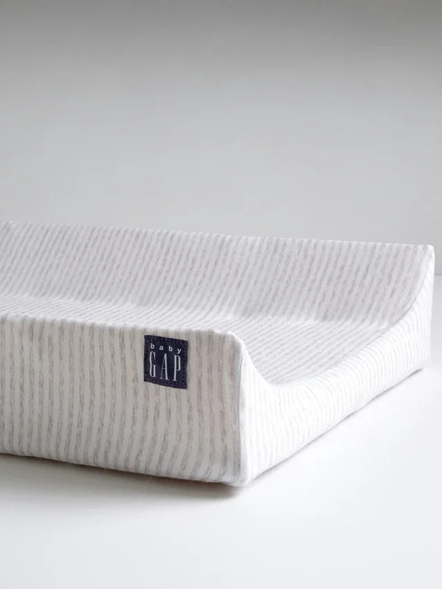 babyGap voorgevormd verschoningskussen met verkoelende hoes