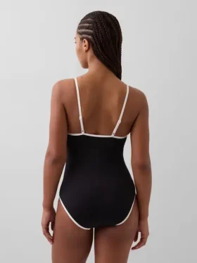 Badkleding met ronde hals