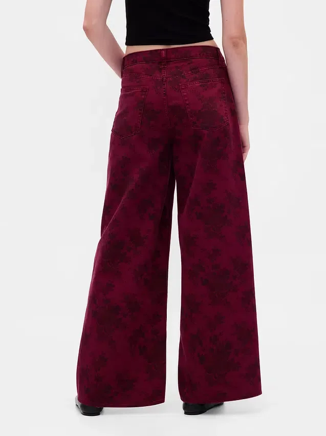 Baggy-Jeans met bloemenprint en middelhoge taille