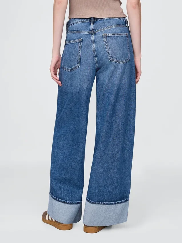 Baggy-Jeans met middelhoge taille en ultrazachte omgeslagen boorden