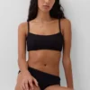 Bikinitop met ronde hals en ribbelpatroon