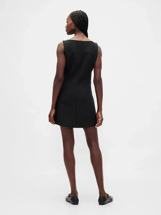 Bistretch mini-jurk met knoopsluiting