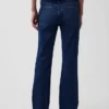 Bootjeans met middelhoge taille en relaxte pasvorm