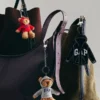 Brannan Bear-tasbedeltje in hoodie-stijl