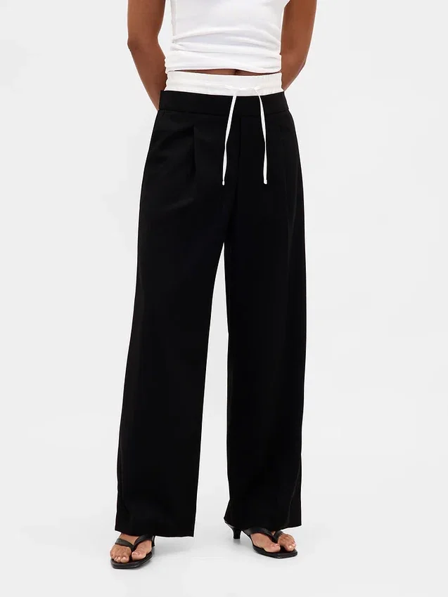 Broek met middelhoge taille en dubbele tailleband