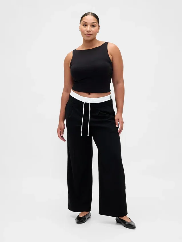 Broek met middelhoge taille en dubbele tailleband