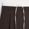 Broek met middelhoge taille en dubbele tailleband