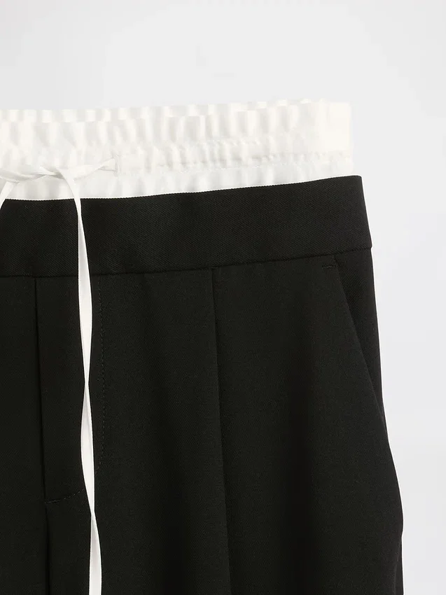 Broek met middelhoge taille en dubbele tailleband
