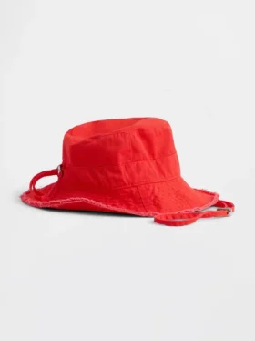 Buckethoed met gerafelde rand