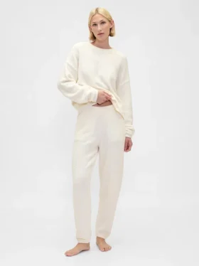 CashSoft bouclé-trui met joggingbroek