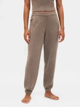 CashSoft bouclé-trui met joggingbroek