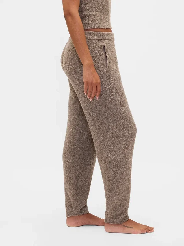 CashSoft bouclé-trui met joggingbroek
