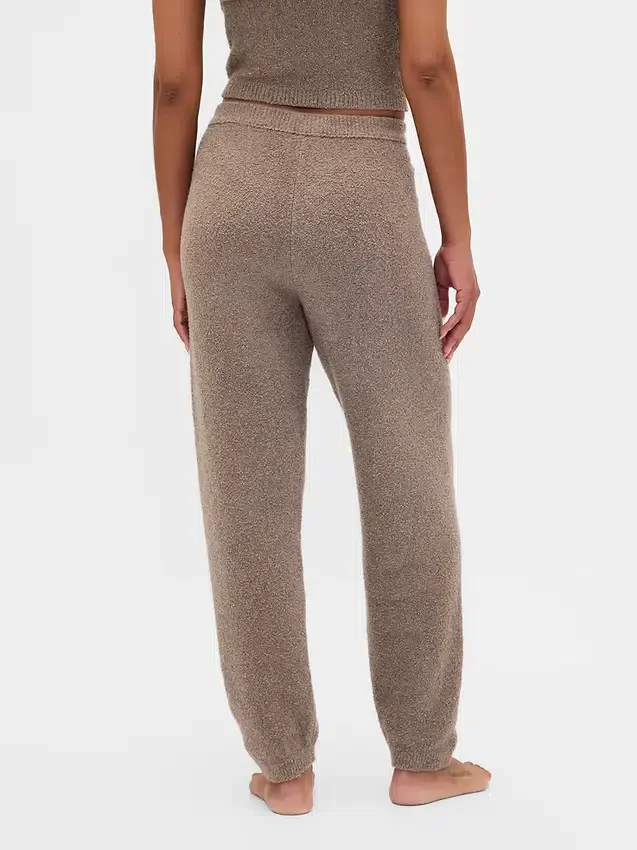 CashSoft bouclé-trui met joggingbroek