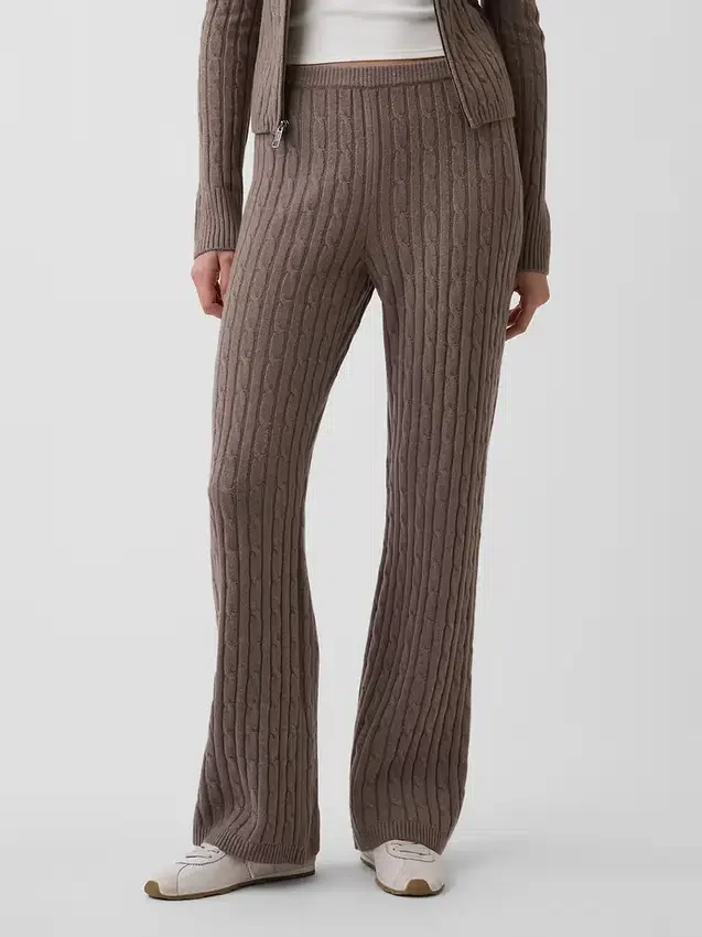 CashSoft kabelgebreide trui met broek