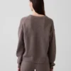 CashSoft oversized trui met V-hals