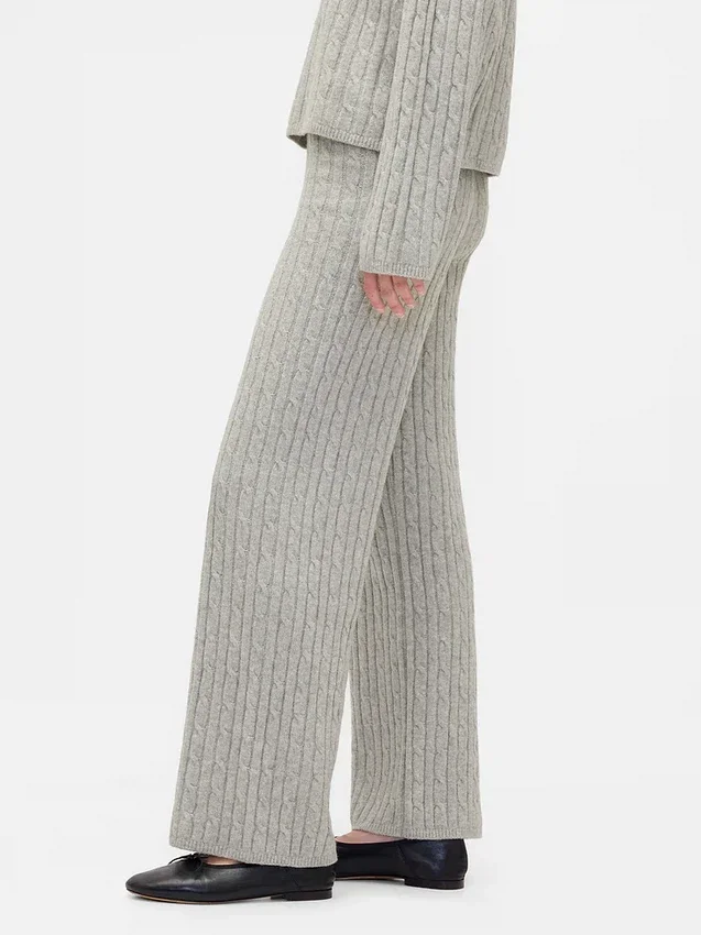 CashSoft-trui-broek met kabelpatroon