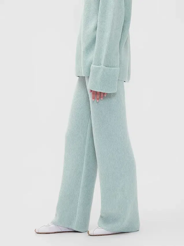 CashSoft-trui-broek met shaker-steek